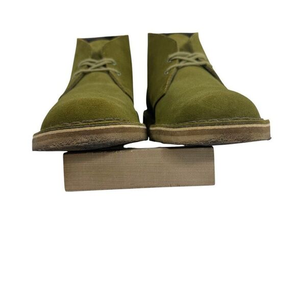 Clark’s Green Suede Leather Chukka Boots Men’s Size 8.5M